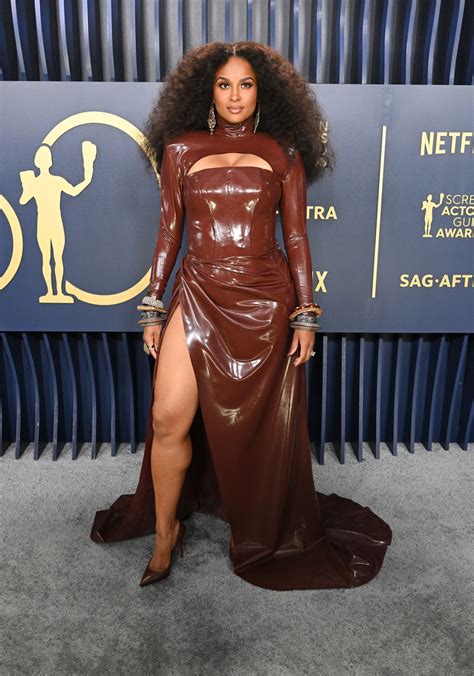 Oprah's Gucci Dress, Ciara's Latex Look & 'Purple' Cast at SAG 